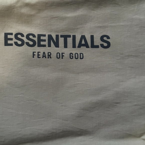 NWT Essentials Fear of God Men's Nylon Pants size medium - Picture 1 of 8